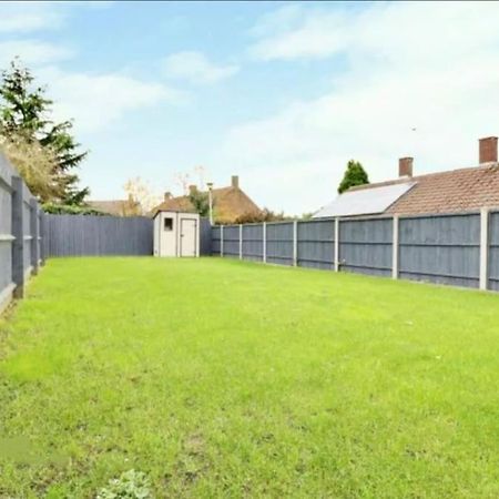 Villa Recently Renovated,Modern House. Train Station North Mymms Esterno foto